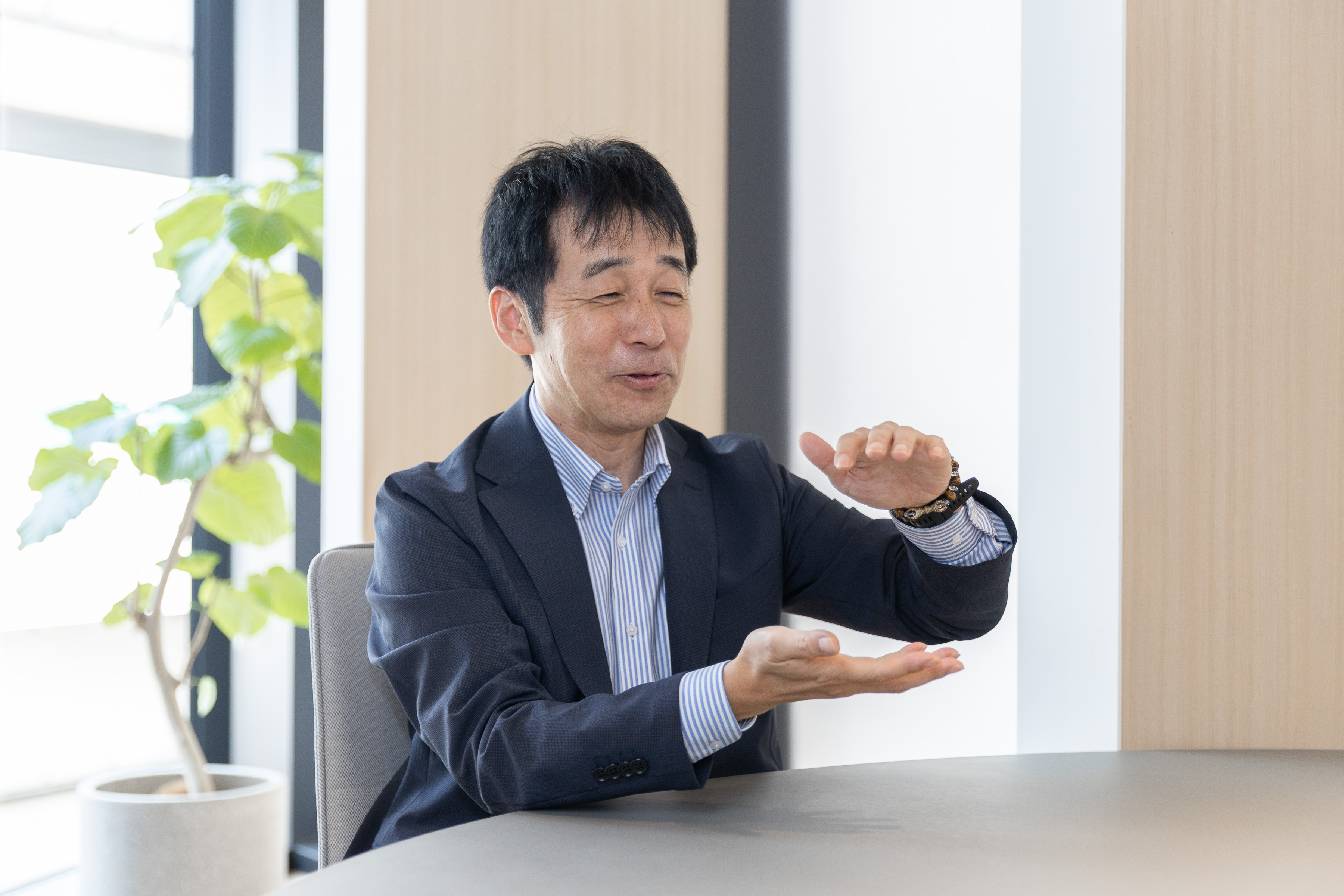 代表の情熱的な語りの様子